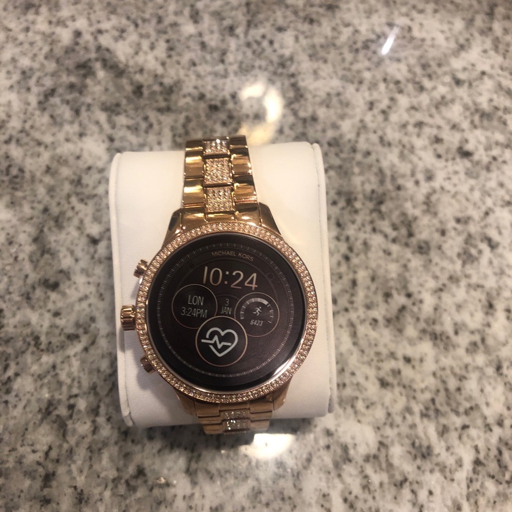 Michael Kors access watch Rose gold MKT5052